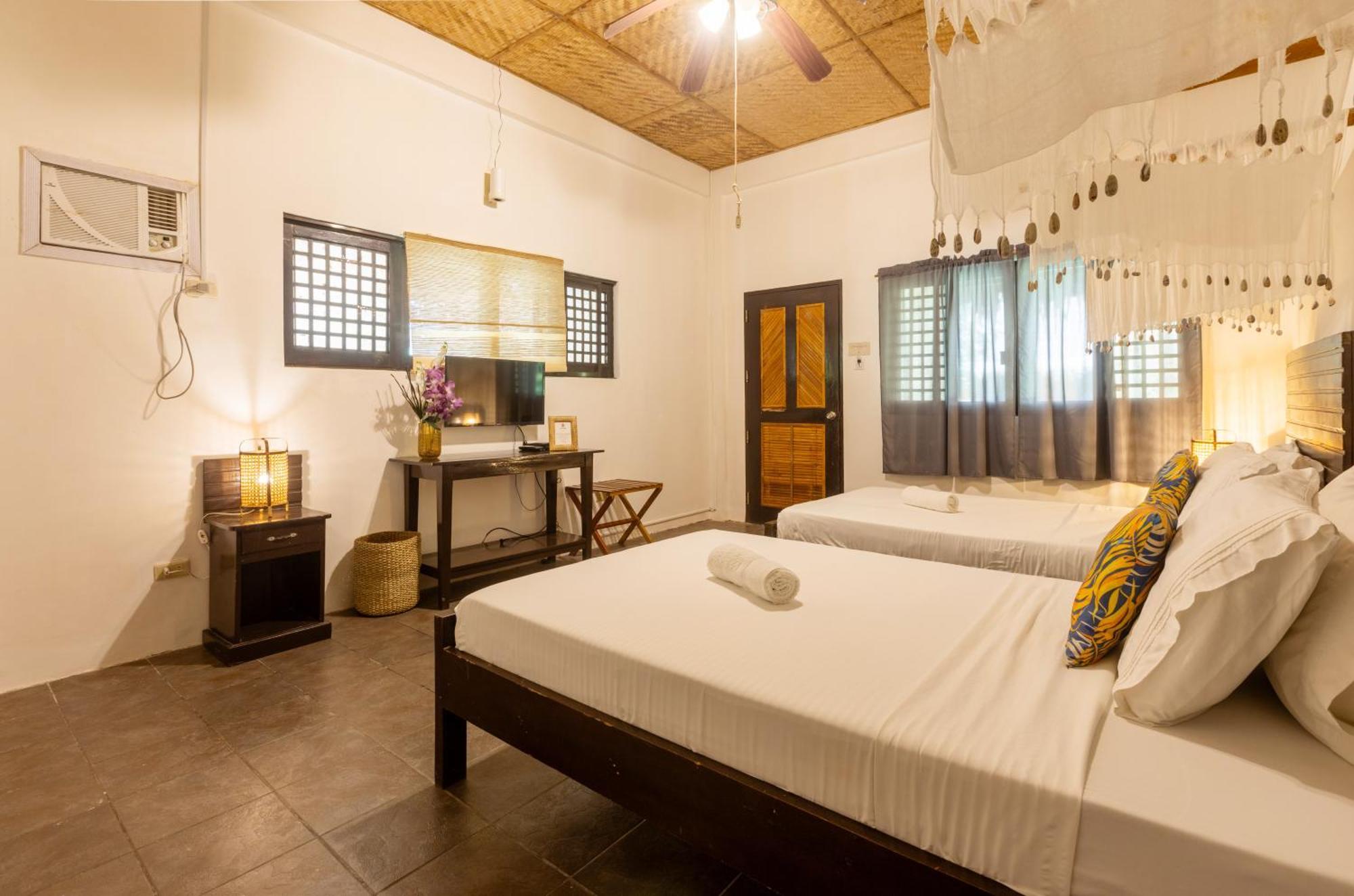 Nabulao Beach Resort Hinoba-an Eksteriør bilde
