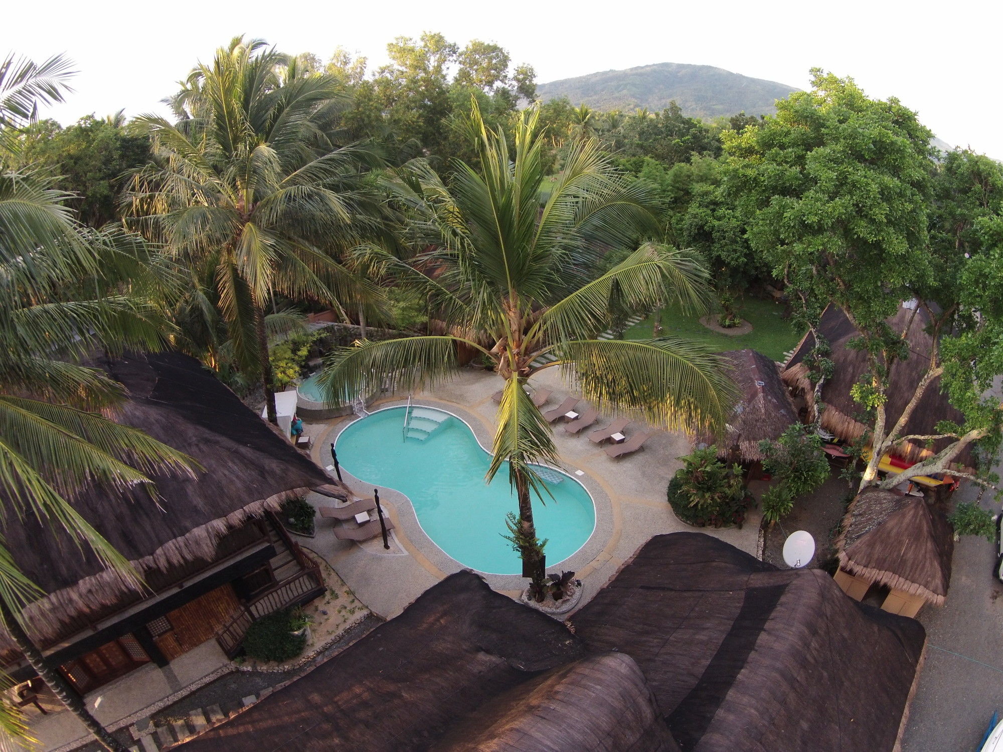 Nabulao Beach Resort Hinoba-an Eksteriør bilde