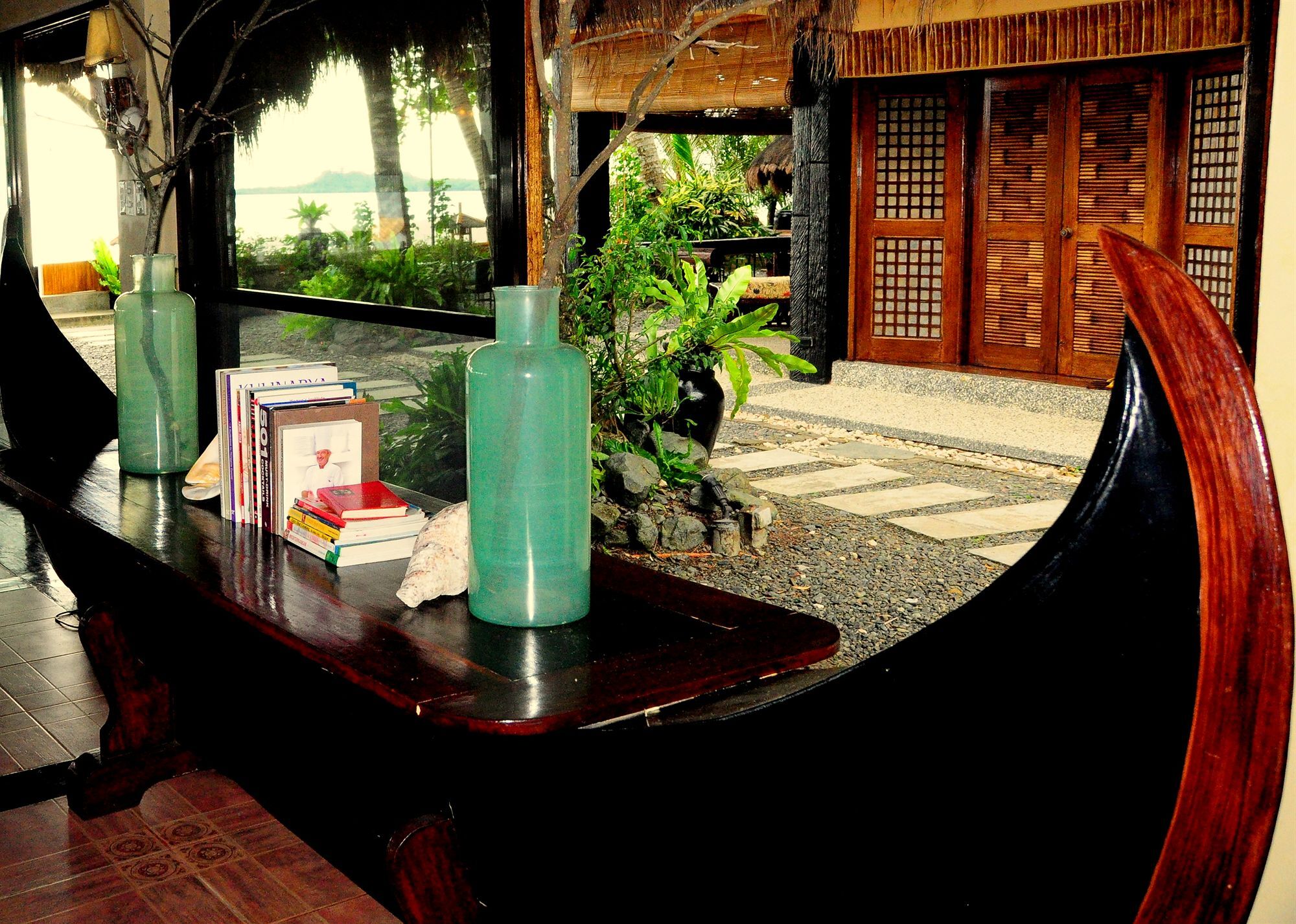 Nabulao Beach Resort Hinoba-an Eksteriør bilde